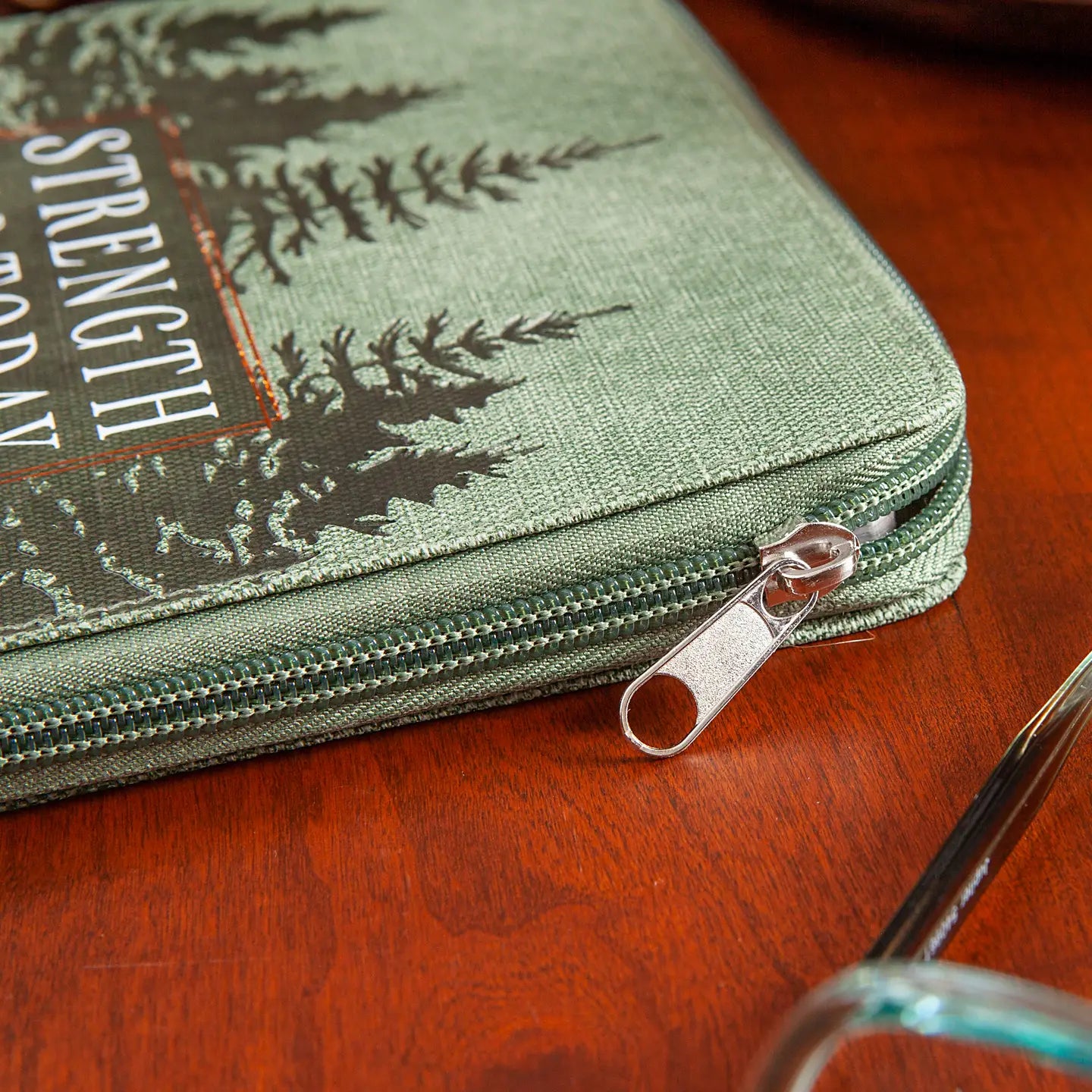 Strength For Today's Men Devotional Book